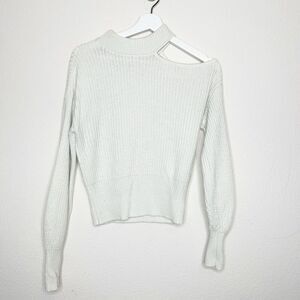 Design History Women's Sweater in Soft Cream